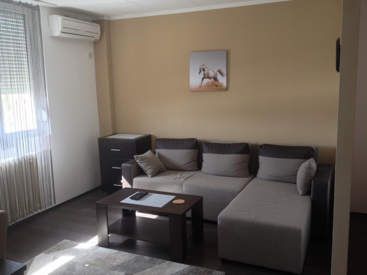 Markoni Apartment Pancevo Ngoại thất bức ảnh